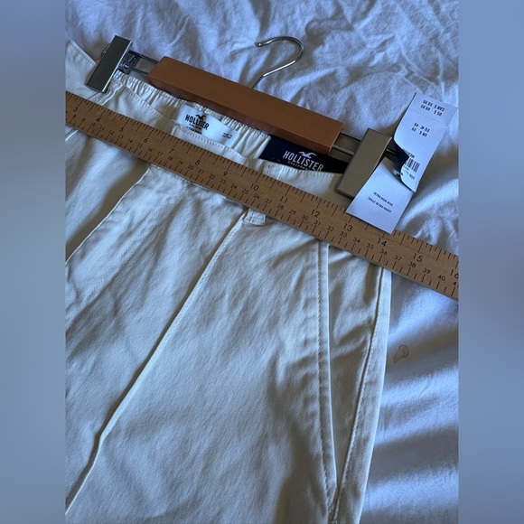 Hollister NWT cream ultra high rise wide leg pant size M stretch cropped - Picture 7 of 12